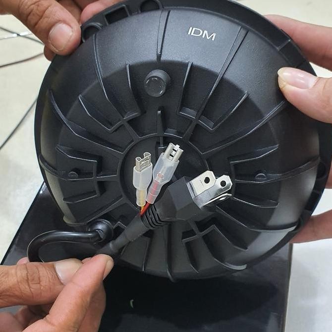 . Daymaker 7 inch Full Ring Fullring 100w Original Import Dus Hitam Polos Bisa Untuk Ninja Tiger Meg