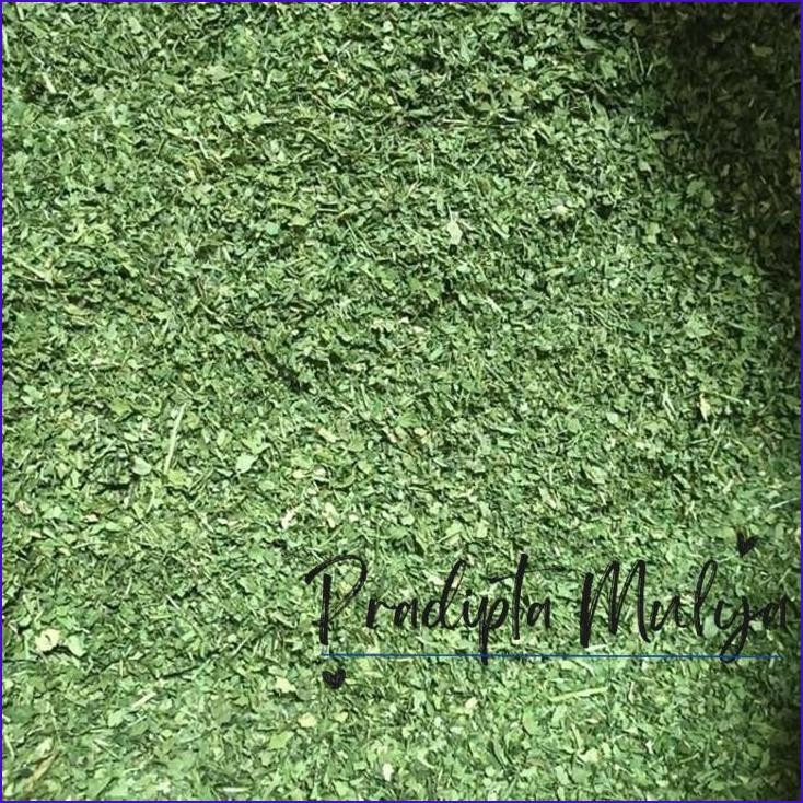 

Buruan,.!! Daun Parsley Flake Import Egypt 100 Gr Dry Parsley Flakes Topping Makanan Halal