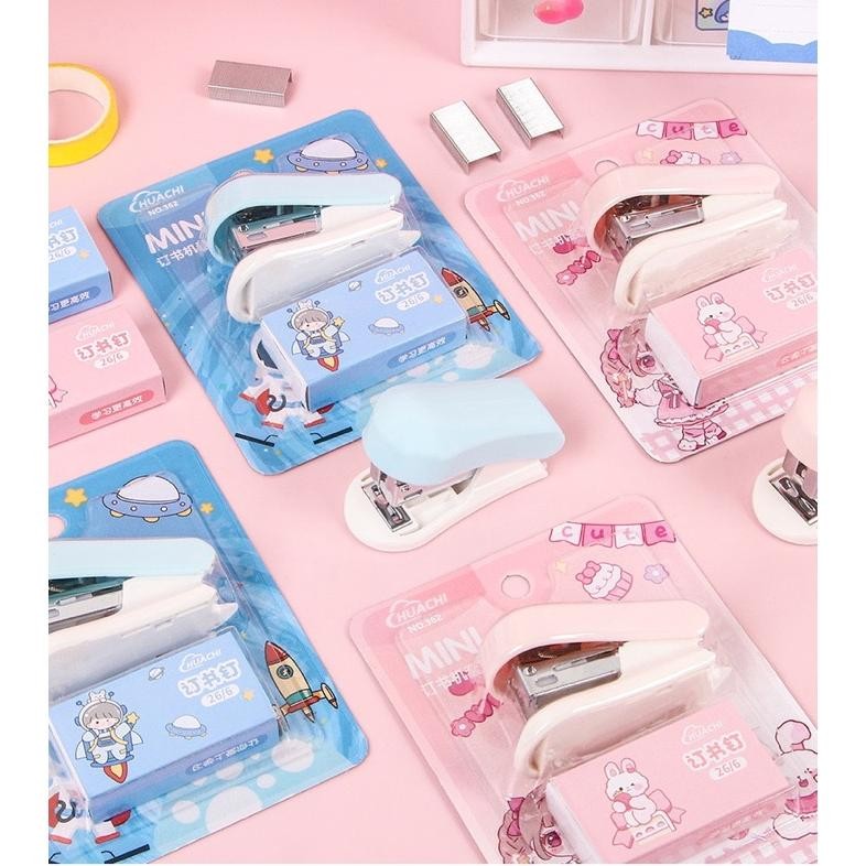 

Staples Set Free Isi Karakter Lucu Cute Staples Mini Penjepit Kertas Baru
