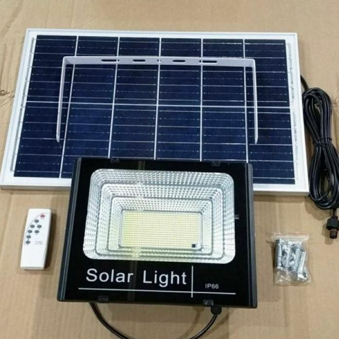 Lampu Sorot Solar Panel 500 Watt 500W Lampu Tembak Solar 500W Panel
