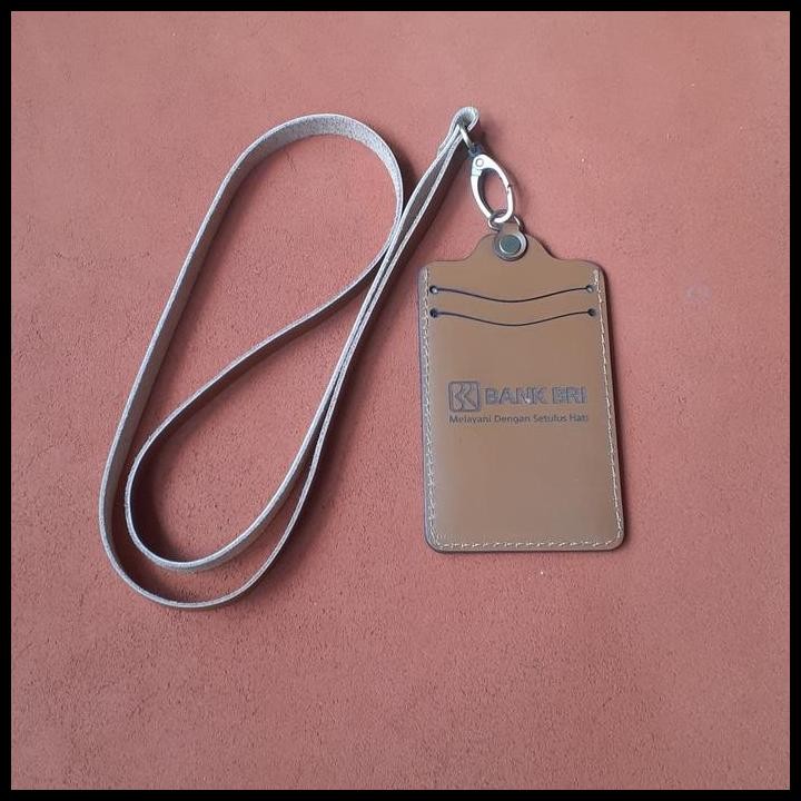 

Terlaris Name Tag - Id Card Kulit - Model L.2 Good Quality