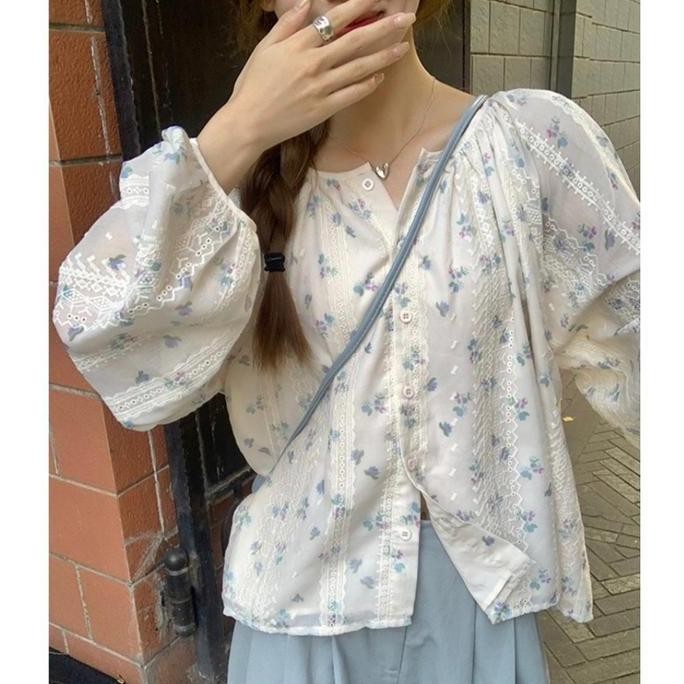 [Nala]Blouse Bunga Putih Korean Style Lengan Panjang Hijab Wanita Atasan Baju Top Motif Casual Crop