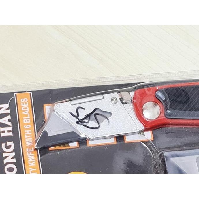 

ready !!! Cutter Segitiga Dong Han DK 808 - cutter lipat