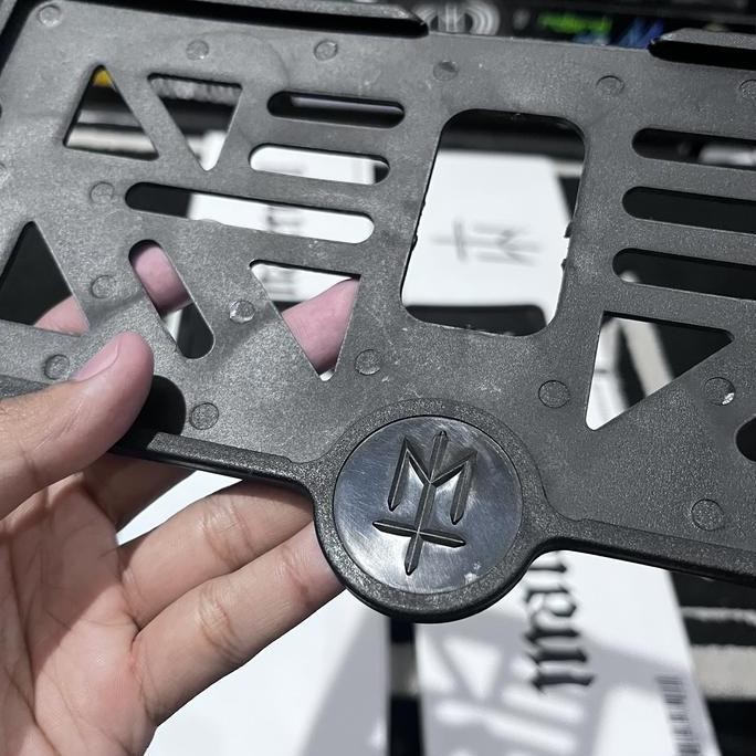 new  tempat dudukan plat nomor MATERNAL Thlics