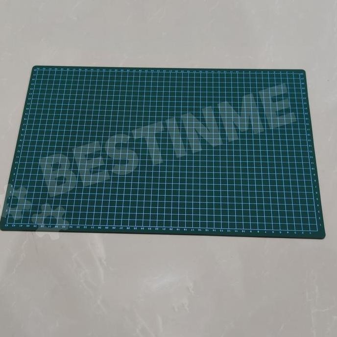 

ready !!! Cutting Mat Cutting Pad Board Papan Potong A3 45 x 30cm GKS
