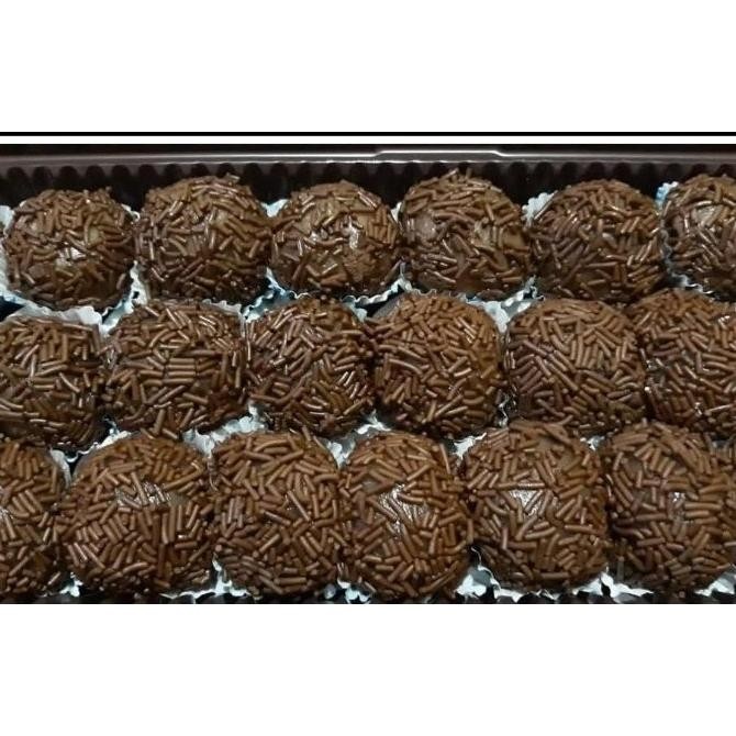 

Mochi Coklat Coklat Di Dalam Diluar