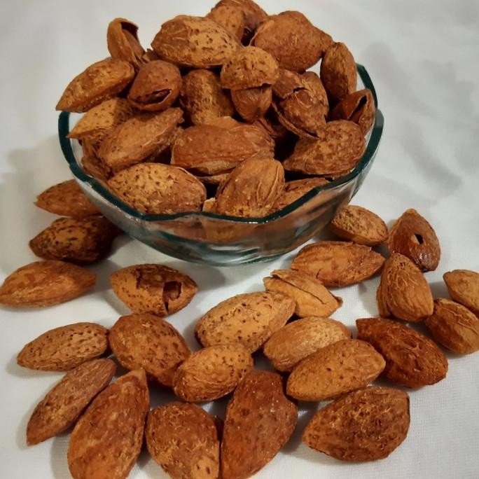 

kacang almond panggang kulit 500 gram termurah