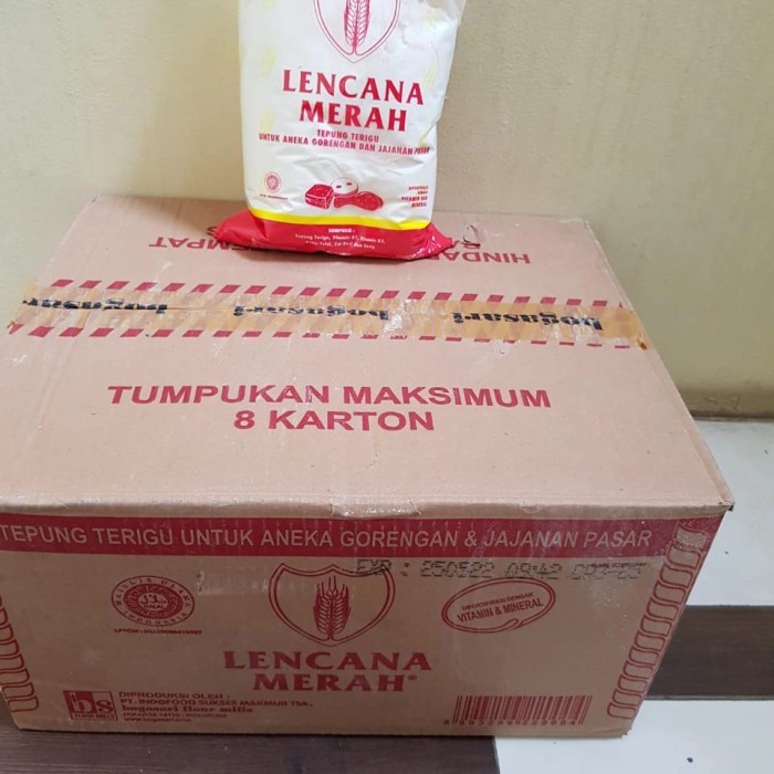 

terigu lencana merah 1 kg