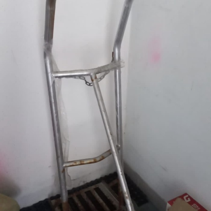 troli trolley trolly oksigen oxygen besar abu