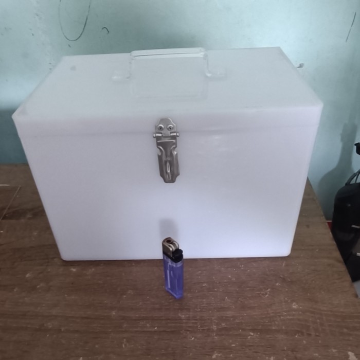 kotak amal akrilik 5mm
