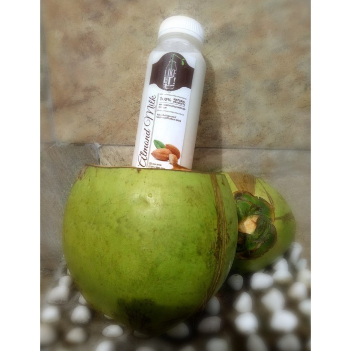

TERLARIS TERLARIS TERLARIS ALMOND MILK/ SUSU ALMOND - COCONUT 500 ML MURAH!!! MURAH MURAH MURAH