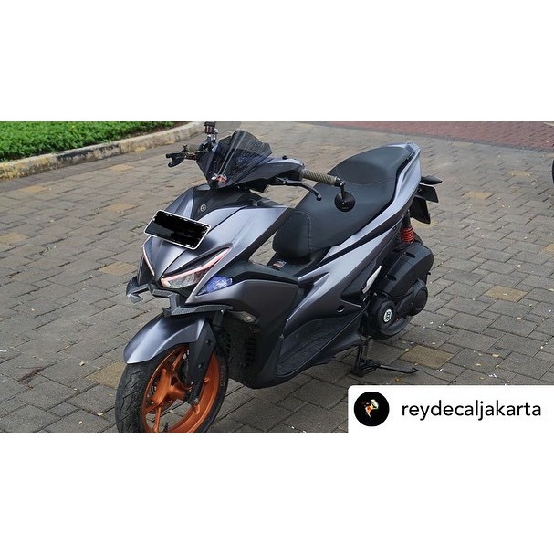 READY MAXDECAL 9600 SM18 SATIN METAL DARK GREY EVOLUTION WRAP PET LINER