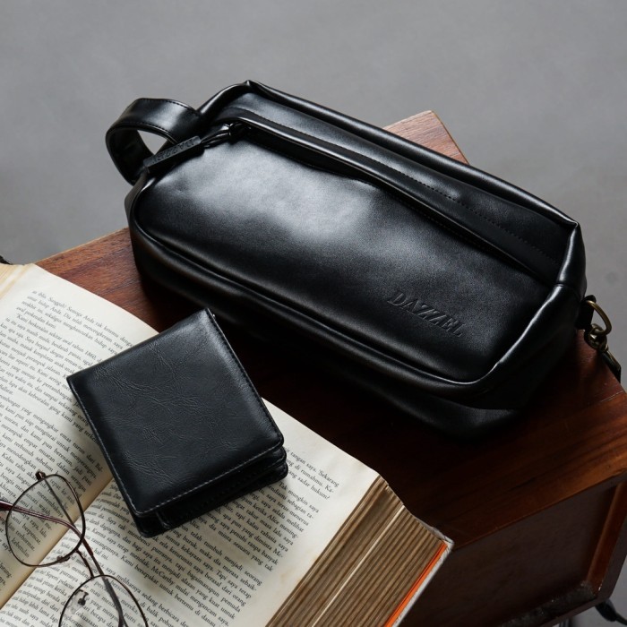 

TERLARIS DAZZEL - PAKET BUNDLING BLACK - RYDER HANDSLINGBAG + BLAZE DOMPET - TAS SLEMPANG PRIA