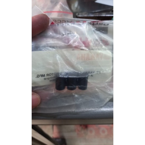 Ygp Original Genuine Part Karet Absorber 2 Blok 125Z Y125Z 5Bu-E1162-00 Peredam Getaran Block Termur