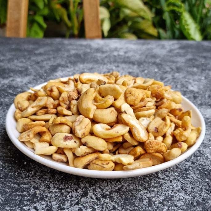 

NEW PRODUK KACANG MEDE PATAHAN MEDE PECAHAN MEDE BELAH 2,4,6 KEMASAN 10KG !!!!!