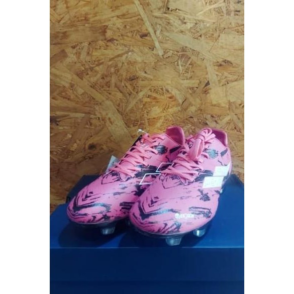 Sepatu Bola Mills Sepatu Bola Mills Magenta/Black Akshitistore69