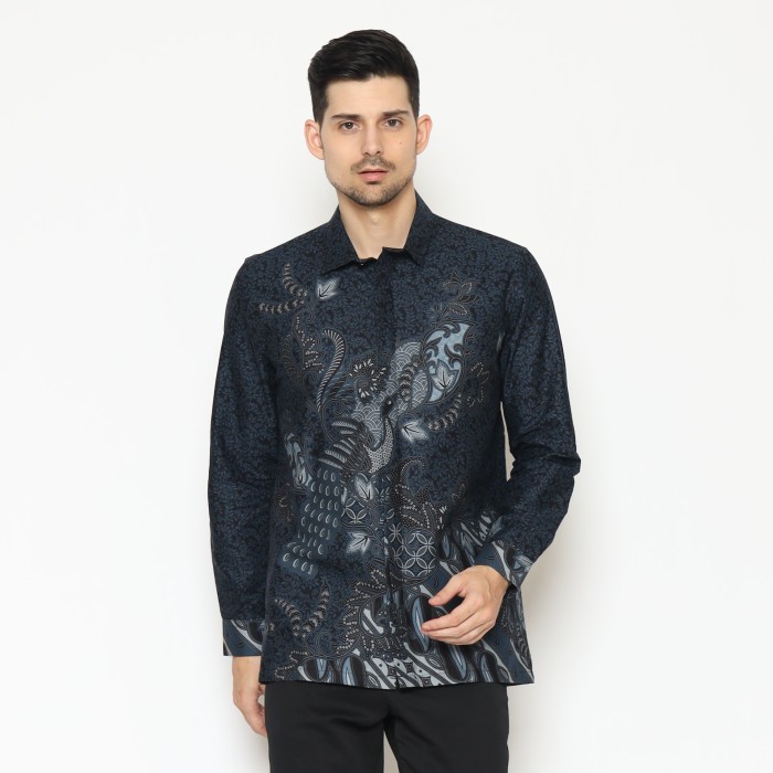 Maginot Wandra Batik Slim Fit Lengan Panjang