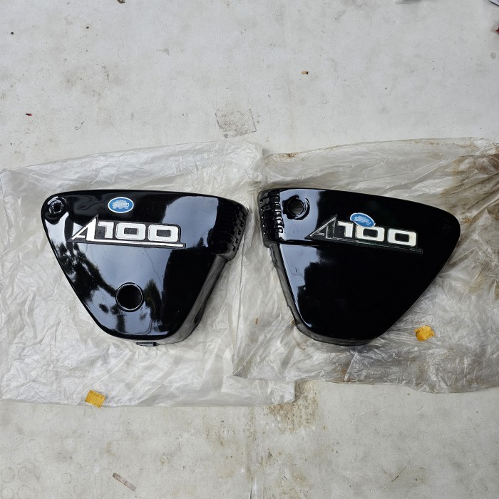 TERBARU dop tepong cover tutup aki samping hitam kanan kiri suzuki A100 A 100 nos baru bukan ori