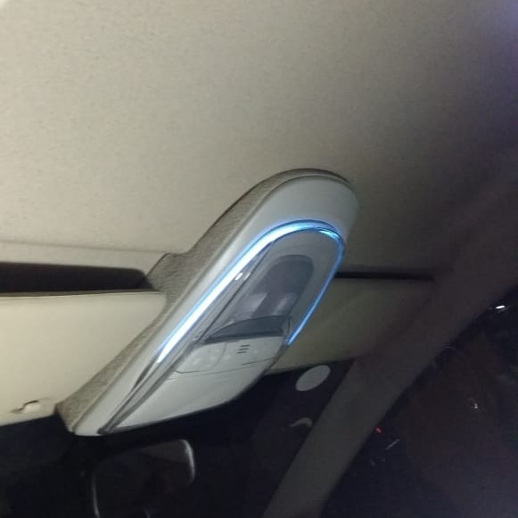 Dudukan Lampu Plafon Innova