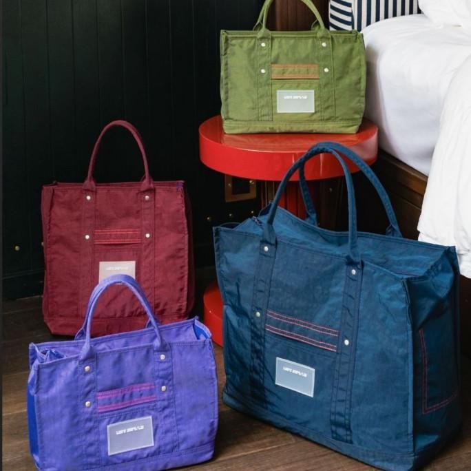

Promo Beyond The Vines Crunch Carryall COD