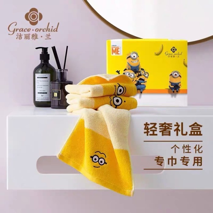 81DD handuk Box Minion Import (1 box isi 3)