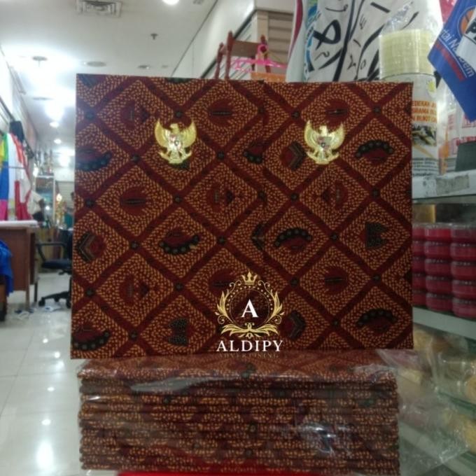 

Promo Map Batik Upacara Garuda Pancasila Kuningan Coating Ukuran (A4)