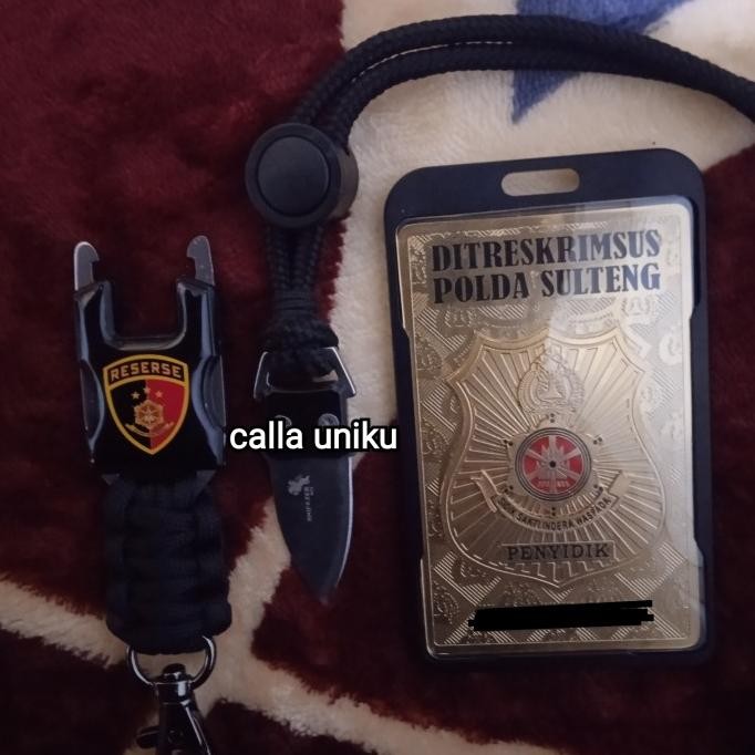 

Grosir Lencana Id Card Bolak-Balik Reserse