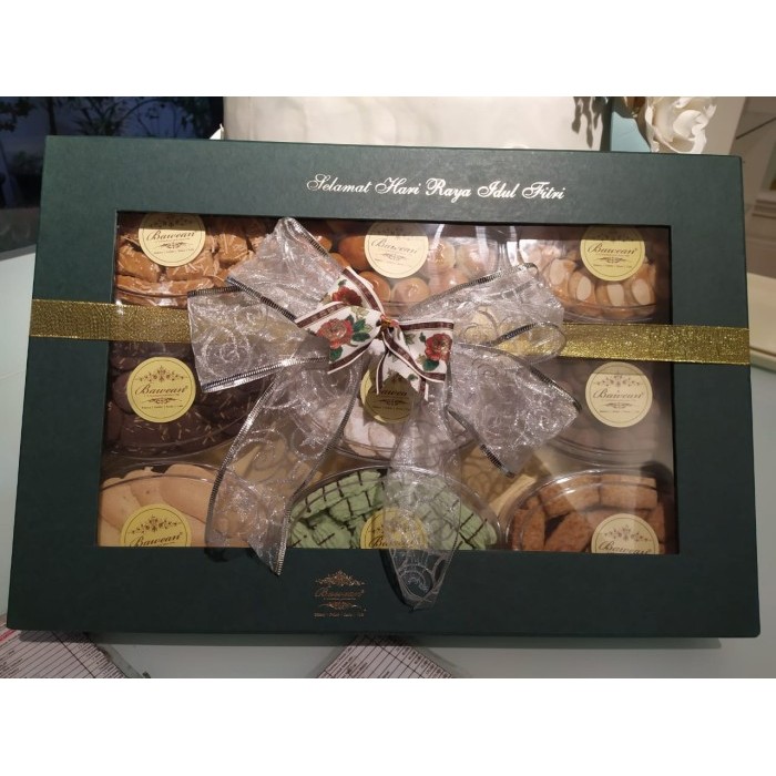 

BAWEAN SWEETHEART BANDUNG 9 OVAL COOKIES HAMPERS LEBARAN IDUL FITRI