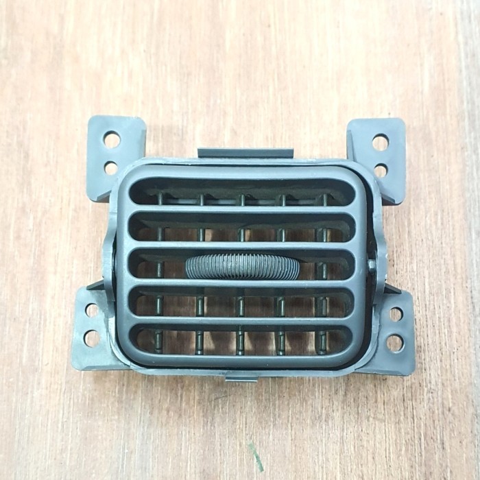 KISI KISI AC DASHBOARD BAGIAN SISI SAMPING KIRI DEPAN SUZUKI BALENO TAHUN 2002