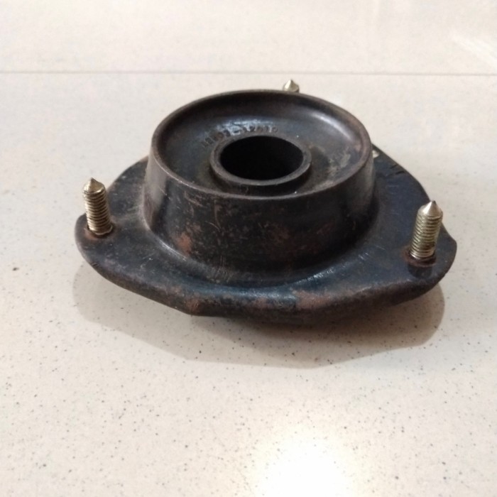 Pangkon Shock Corolla Depan Kanan Support Shock Toyota Corolla