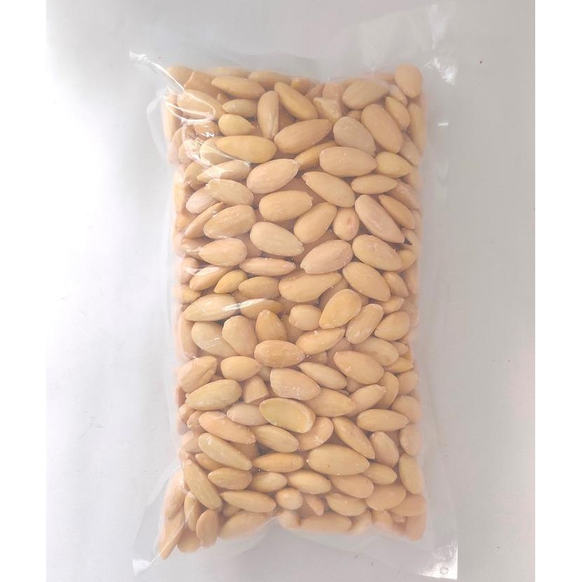 

BARANG TERLARIS 500gr Almond Utuh Mentah Tanpa Kulit Ari/ Raw Almond Whole Skinless Size Besar 27-30