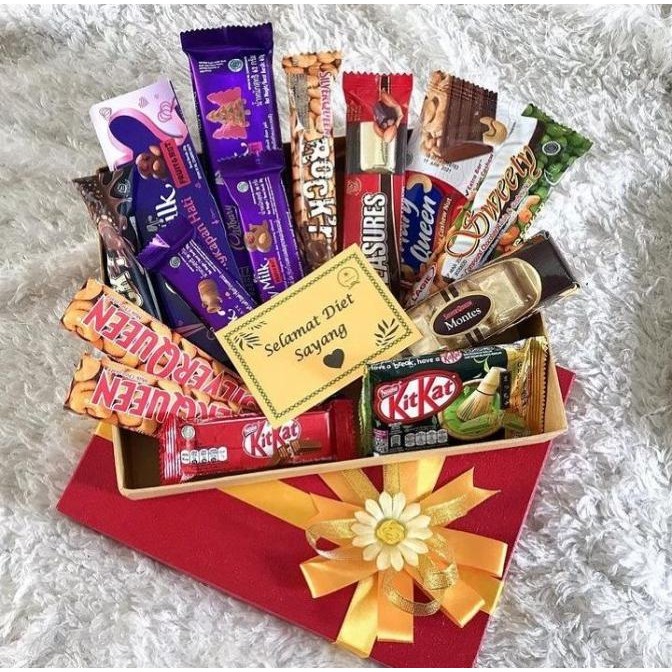 

Sale Hampers Coklat Sweetbox / Gift / Graduation / Birthday