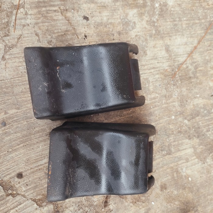 cover kaki jok belakang mobilio