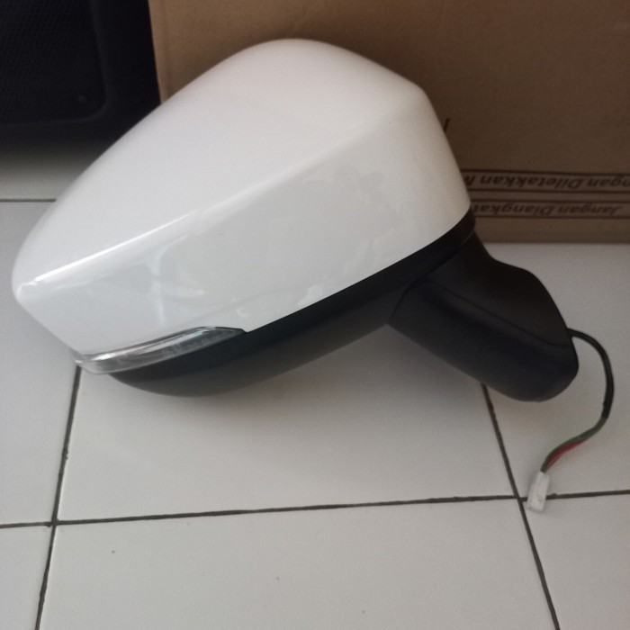 Spion Xpander Ultimate Cross Kiri Kanan Original