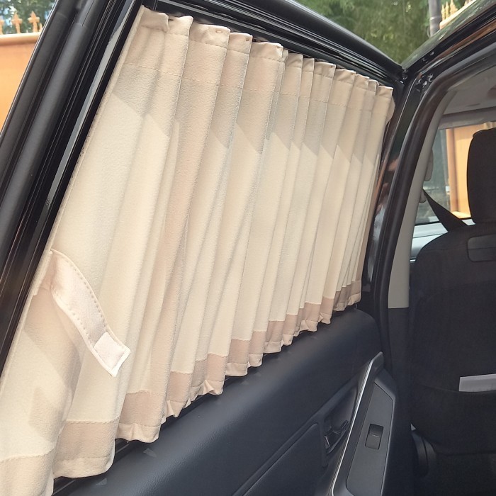 Gorden Mobil/Tirai Mobil BRV 2022 kaca tengah saja (2kaca)