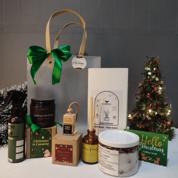 

Christmas Hampers Aromaterapi Gift Kado Natal Tahun Baru Set Parcel