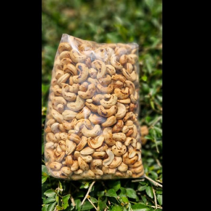 

Kacang mete bakar kemasan 1kg Food Cemilan Makanan