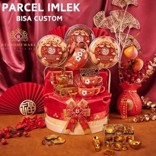 

Parcel Imlek 2025 Shio Ular / Parcel Kue Kering Nastar Kastangel Sagu Keju Coklat Mede Cookies / Hampers Imlek Premium / Bingkisan imlek Hampers Gelas Keramik Tea Pot Set