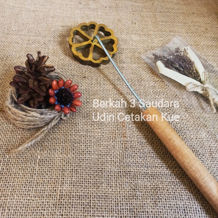 

READY STOCK CETAKAN KEMBANG GOYANG KUNINGAN ASLI ANTI LENGKET