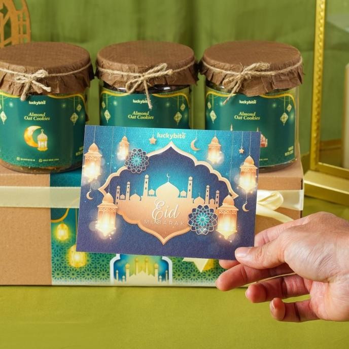 

Hampers Lebaran Idul Fitri / Parcel Lebaran (Ramadhan) - Cookies 3 Jar Original Dan Terpercaya