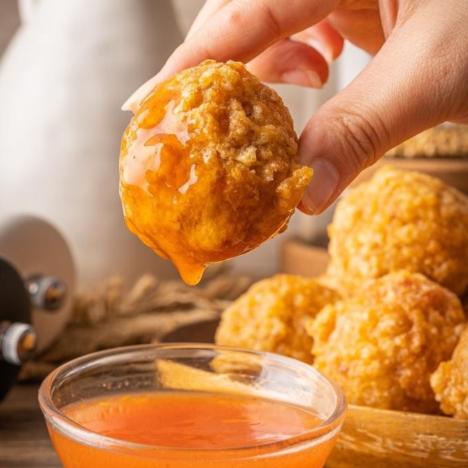 

Promo!, Hampers Lebaran / Parcel / Bingkisan Lebaran Cwie Mie & Bakso Goreng