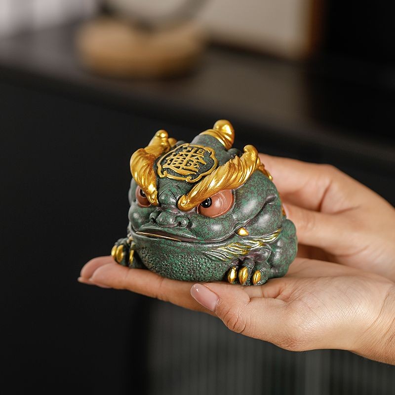 Dekorasi Ornamen Teh Batu Pasir Hijau Kodok Emas Keberuntungan Hadiah Butik