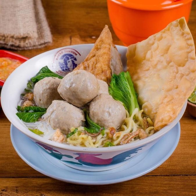 

Terbaru, Hampers Dandang Ayam Enamel Bingkisan Bakso Lebaran Natal Imlek Ultah