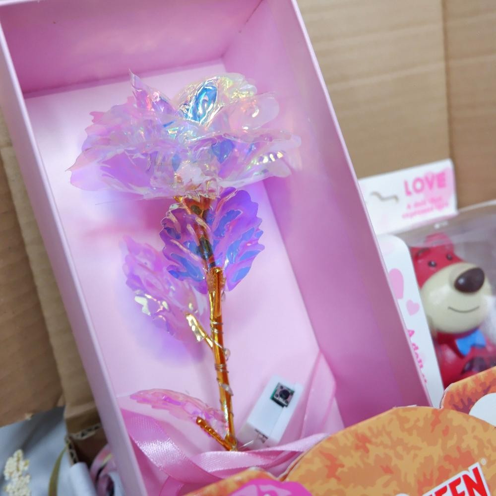 

TERMURAH Kado Valentine / Gift Box Valentine / Kado Ulang Tahun Cewek/ Valentine 2025 / SilverQueen Bear an-114