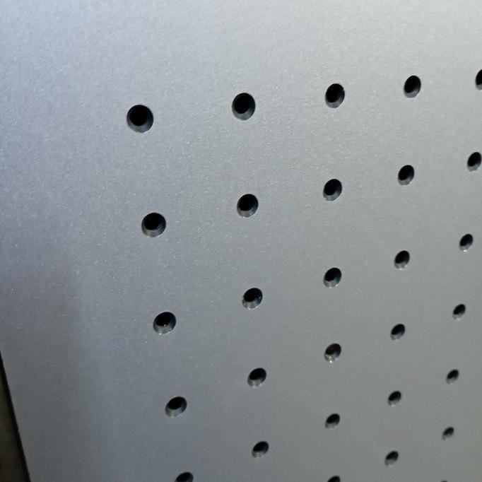 

Pegboard Board Dinding( ACP Light Silver) 60x120cm [terbaik]