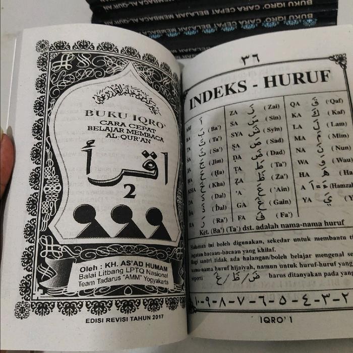 

Paket 10 Buku Iqro Cara Cepat Belajar Membaca Al-Quran Besar Cd