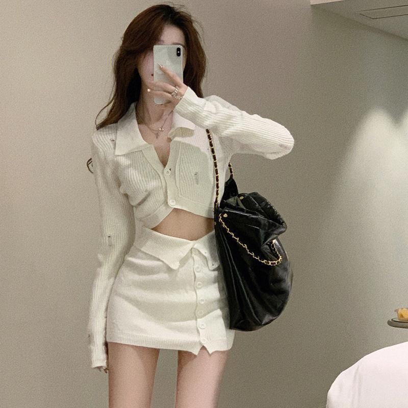 SENYOUMAI Setelan Rajutan Putih Wanita Seksi Atasan Kerah POLO Lengan Panjang + Rok Pinggul Berkanci