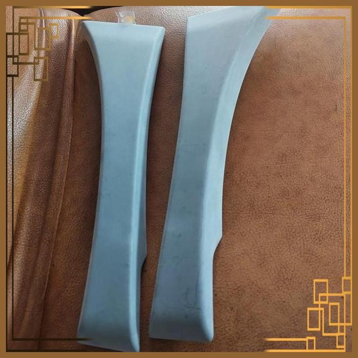 [PBD] MOULDING SPAKBOR BELAKANG KANAN-KIRI LUXIO 15-20 ORI
