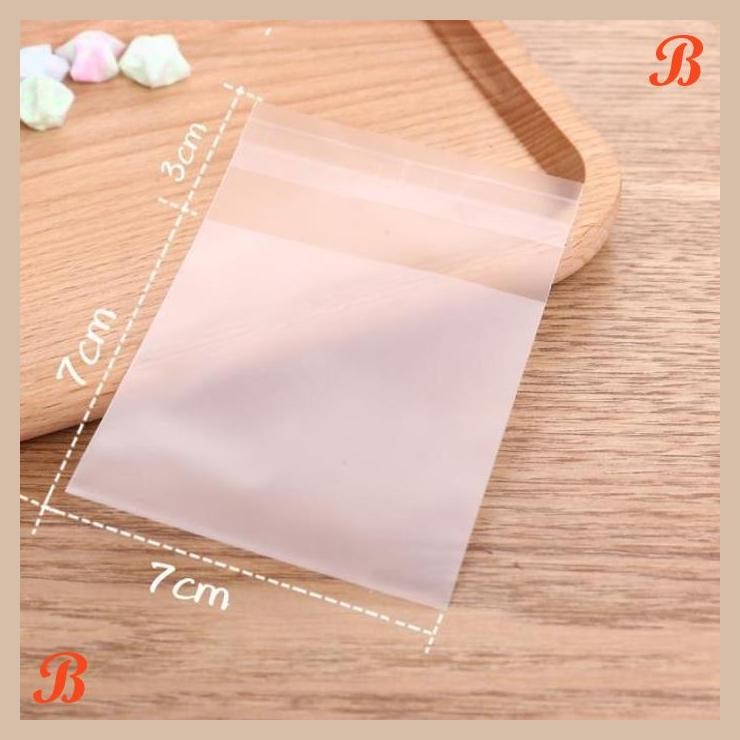 

| NS | PLASTIK KEMASAN PEREKAT KUE KERING / MOONCAKE / NASTAR / PLASTIK DOFF