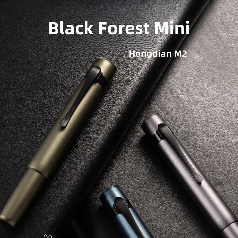

Hongdian M2 Fountain Pen Baja Pendek Pria dan Wanita Portabel Pena High End Kotak Hadiah Indah |218FD1B9|